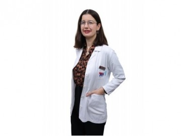 GAMZE ÖZEN - KURS MÜDÜRÜ ve TÜRK DİLİ VE EDEBİYATI DANIŞMANI